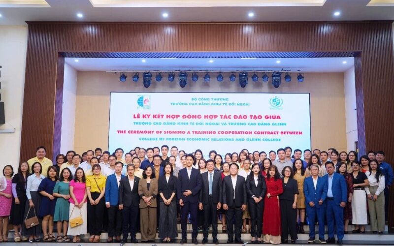 Đột Phá Hợp Tác 2025: Glen College & Cao Đẳng Cofer Ký MOU Mở Lối Cho TESOL, Digital Marketing, Hospitality