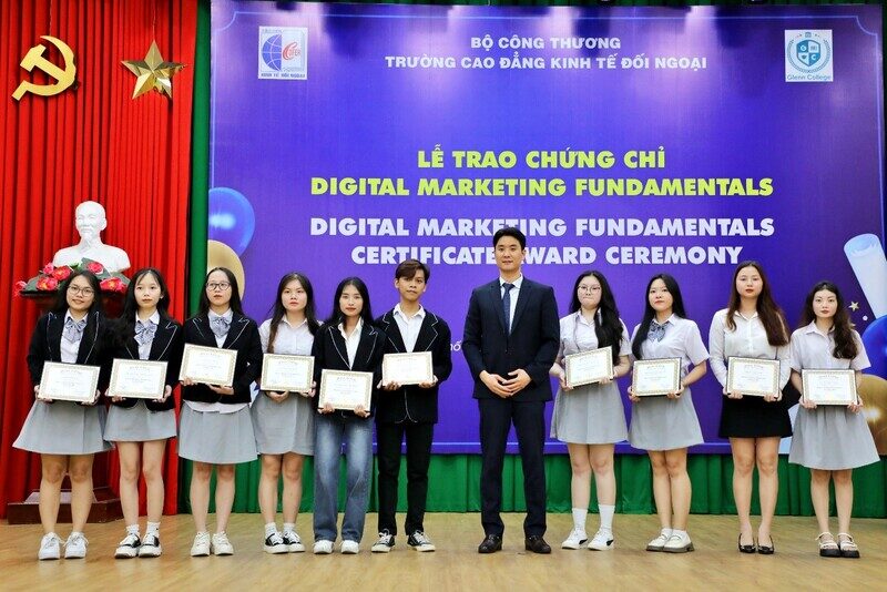 GC vinh danh và trao chứng chỉ Digital Marketing Fundamentals Khóa 25