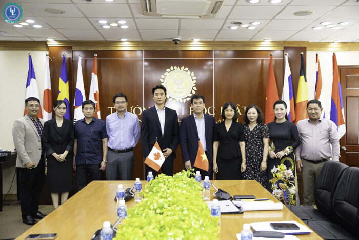 Lễ ký kết Biên bản ghi nhớ hợp tác (MoU) giữa Trường Đại học Luật TP.HCM và Glenn College
