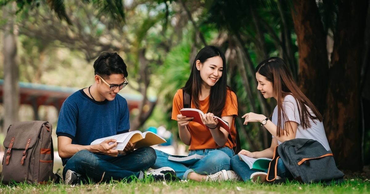 TESOL khác TEFL như thế nào? Sinh viên tiếng Anh nên chọn hướng đi nào từ sớm?