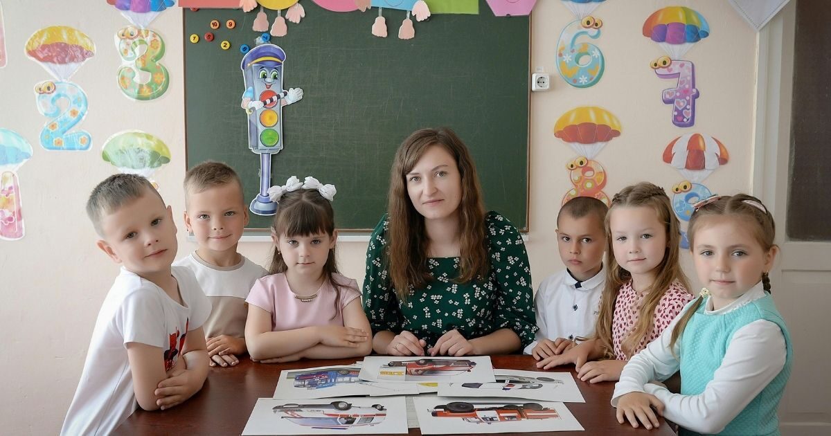 TESOL lương bao nhiêu Mức thu nhập của giáo viên tiếng Anh và cơ hội cho sinh viên